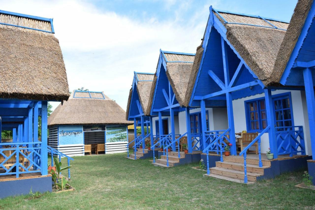 Casa Condrat Hotel Sfantu Gheorghe  Ngoại thất bức ảnh